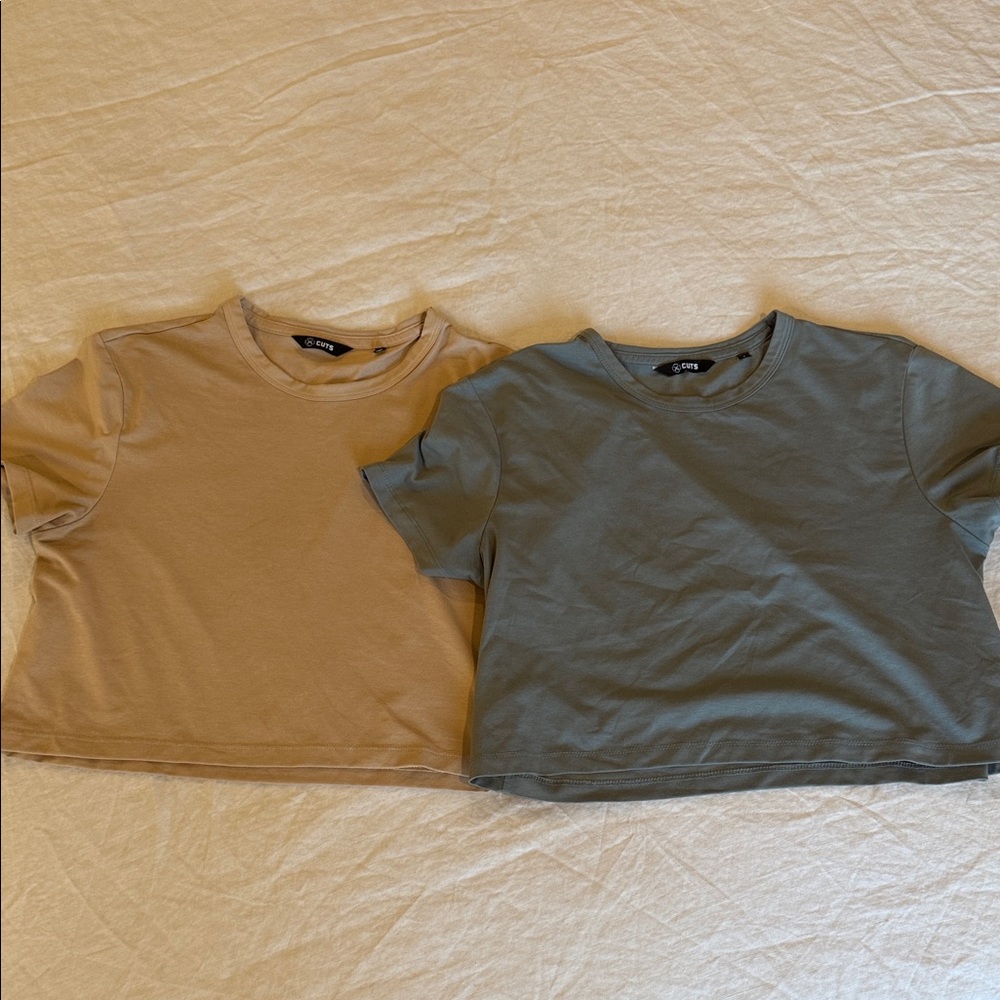 Cuts Cropped T-Shirts